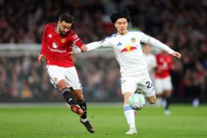 Leeds United được đánh giá cao hơn Manchester United